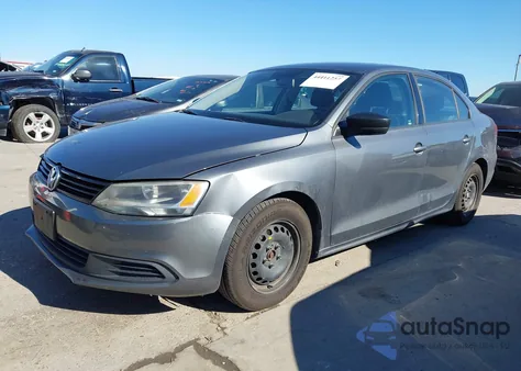 2014 Volkswagen Jetta 2.0L S z USA, uszkodzony, nr VIN 3VW2K7AJ5EM295021